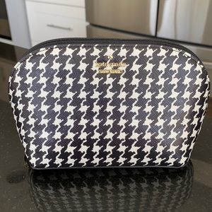 KATE SPADE NWOT HOUNDSTOOTH COSMETICS CASE